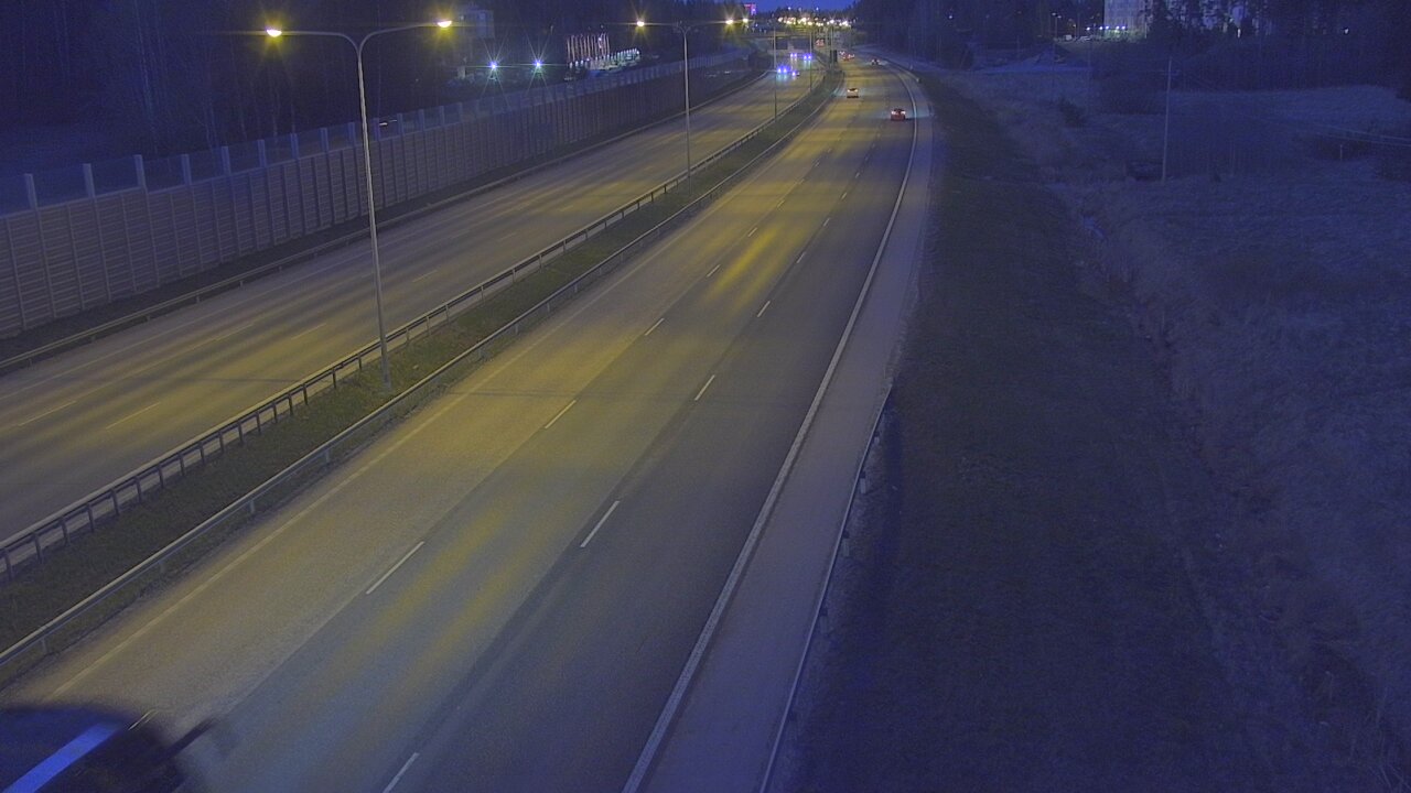 Weather Camera Image Road 1 Espoo, Sepänkylä, Espoo, Uusimaa