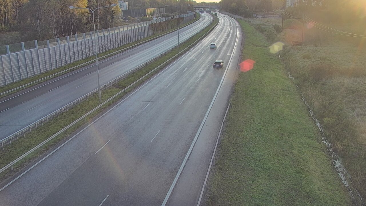 Weather Camera Image Road 1 Espoo, Sepänkylä, Espoo, Uusimaa