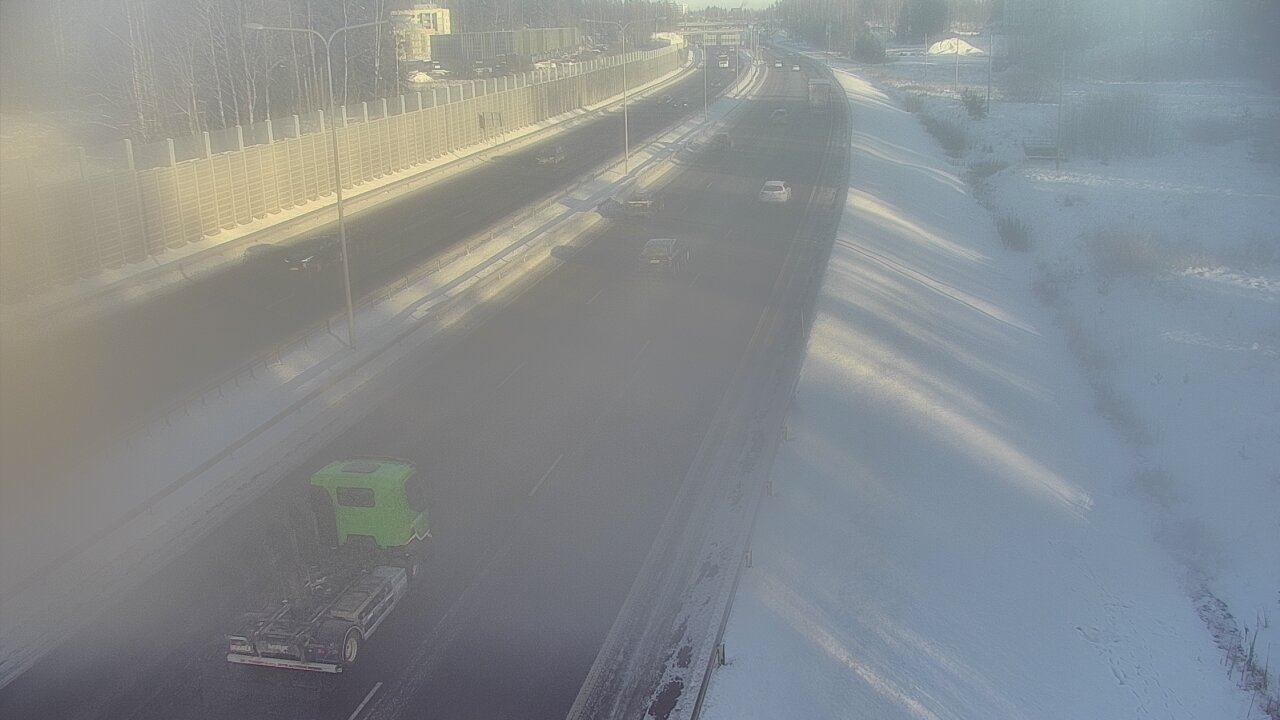 Weather Camera Image Road 1 Espoo, Sepänkylä, Espoo, Uusimaa