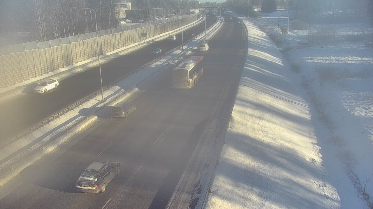 Weather Camera Image Road 1 Espoo, Sepänkylä, Espoo, Uusimaa