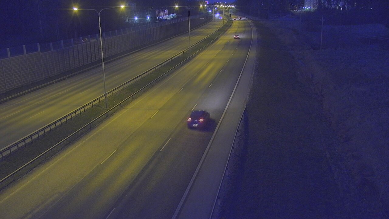 Weather Camera Image Road 1 Espoo, Sepänkylä, Espoo, Uusimaa