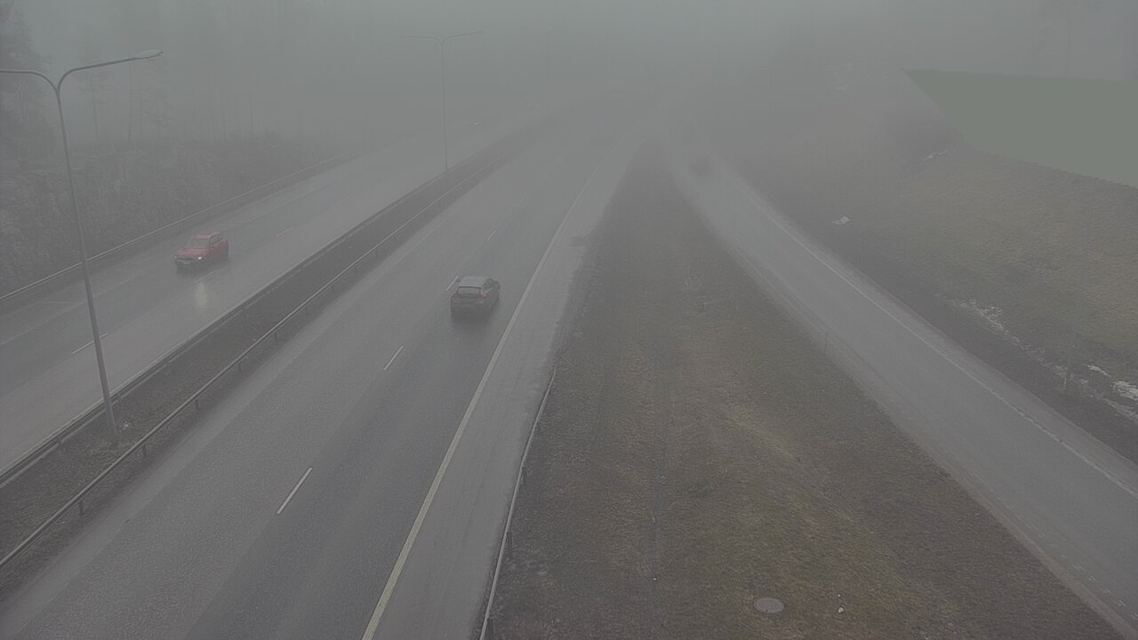 Weather Camera Image Road 1 Espoo, Tuomarila, Espoo, Uusimaa