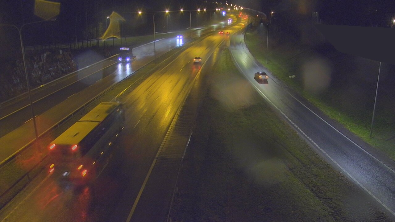 Weather Camera Image Road 1 Espoo, Tuomarila, Espoo, Uusimaa