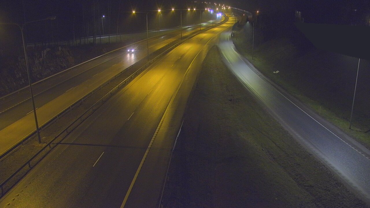 Weather Camera Image Väg 1 Esbo, Domsby, Espoo, Uusimaa