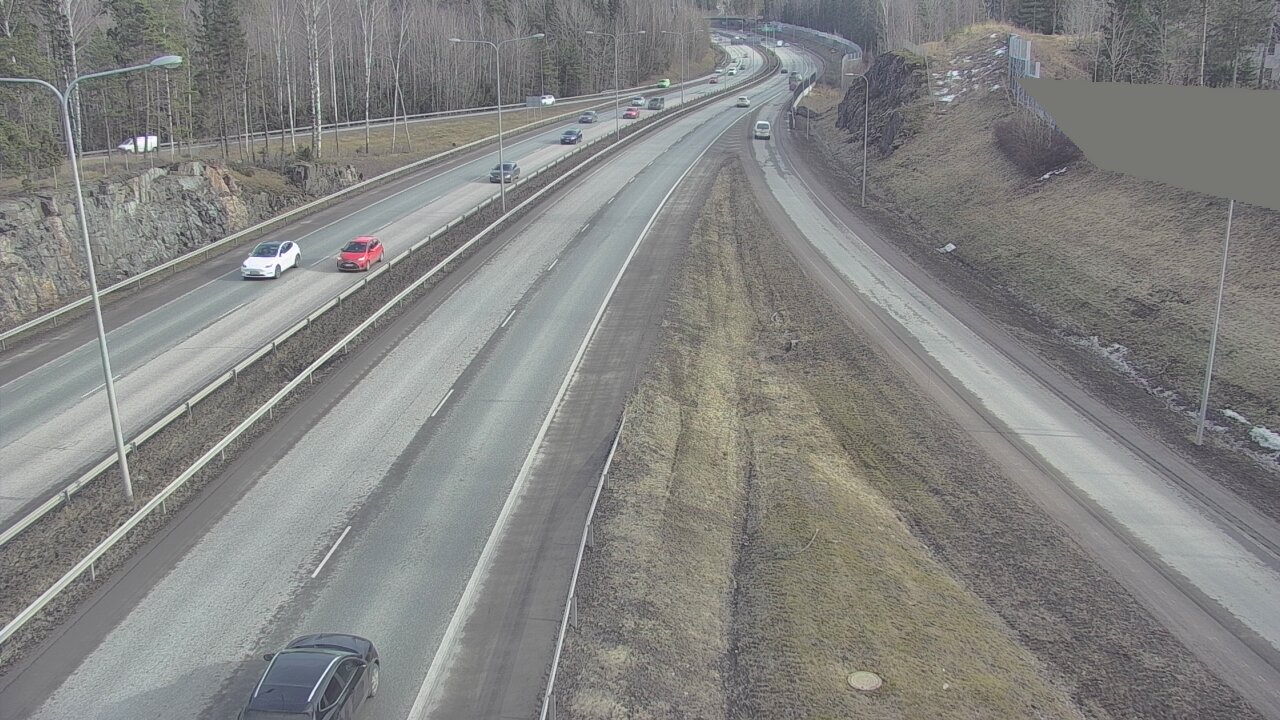 Weather Camera Image Road 1 Espoo, Tuomarila, Espoo, Uusimaa
