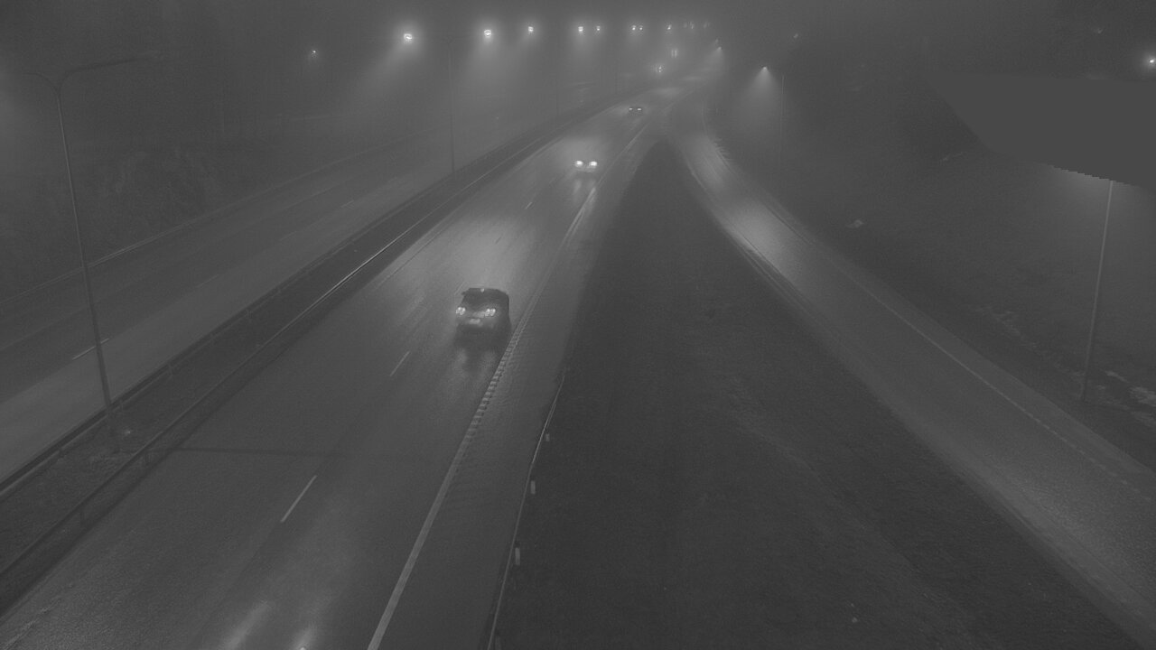 Weather Camera Image Road 1 Espoo, Tuomarila, Espoo, Uusimaa