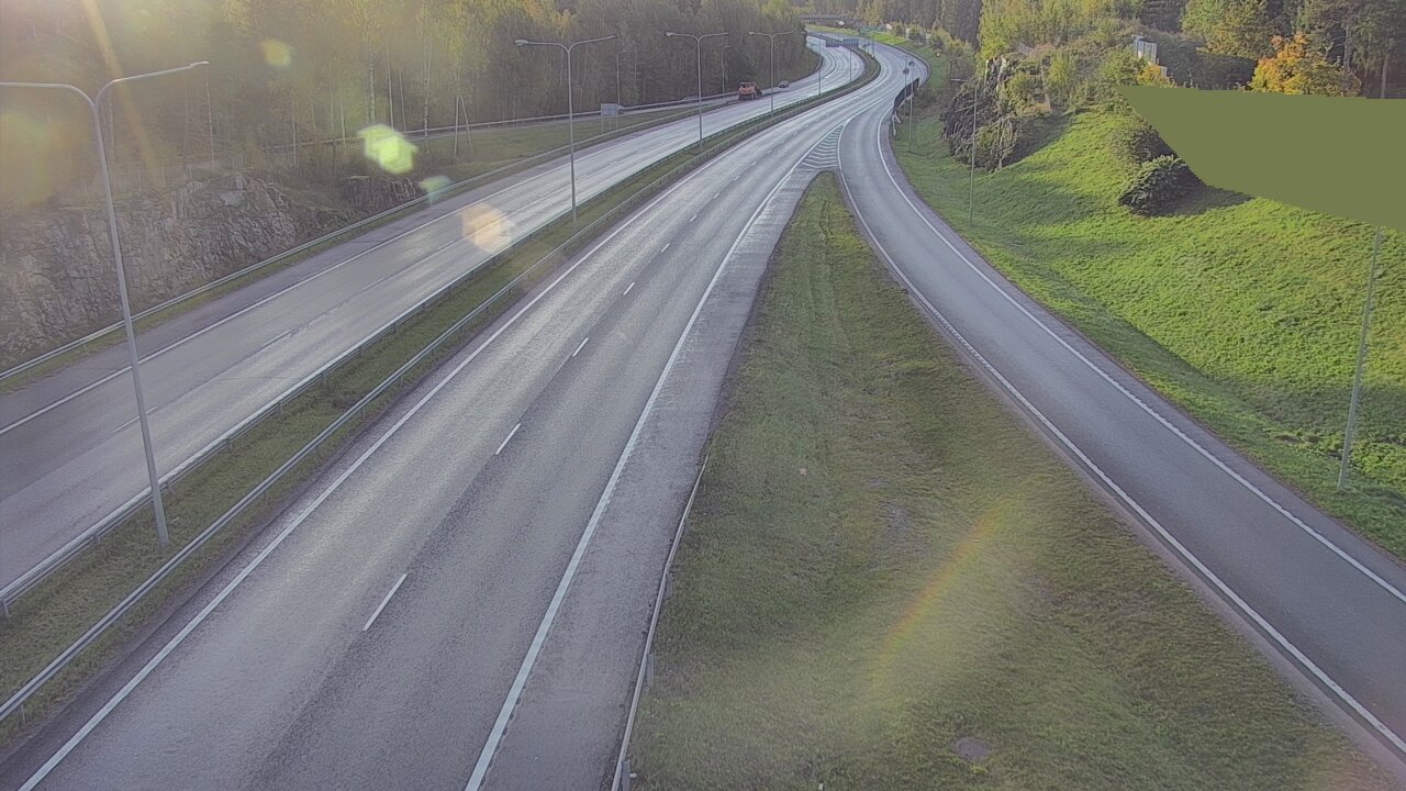 Weather Camera Image Road 1 Espoo, Tuomarila, Espoo, Uusimaa