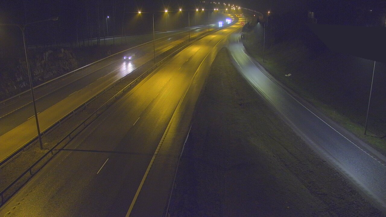 Weather Camera Image Väg 1 Esbo, Domsby, Espoo, Uusimaa