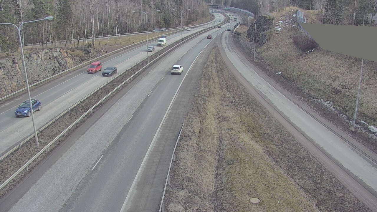 Weather Camera Image Road 1 Espoo, Tuomarila, Espoo, Uusimaa