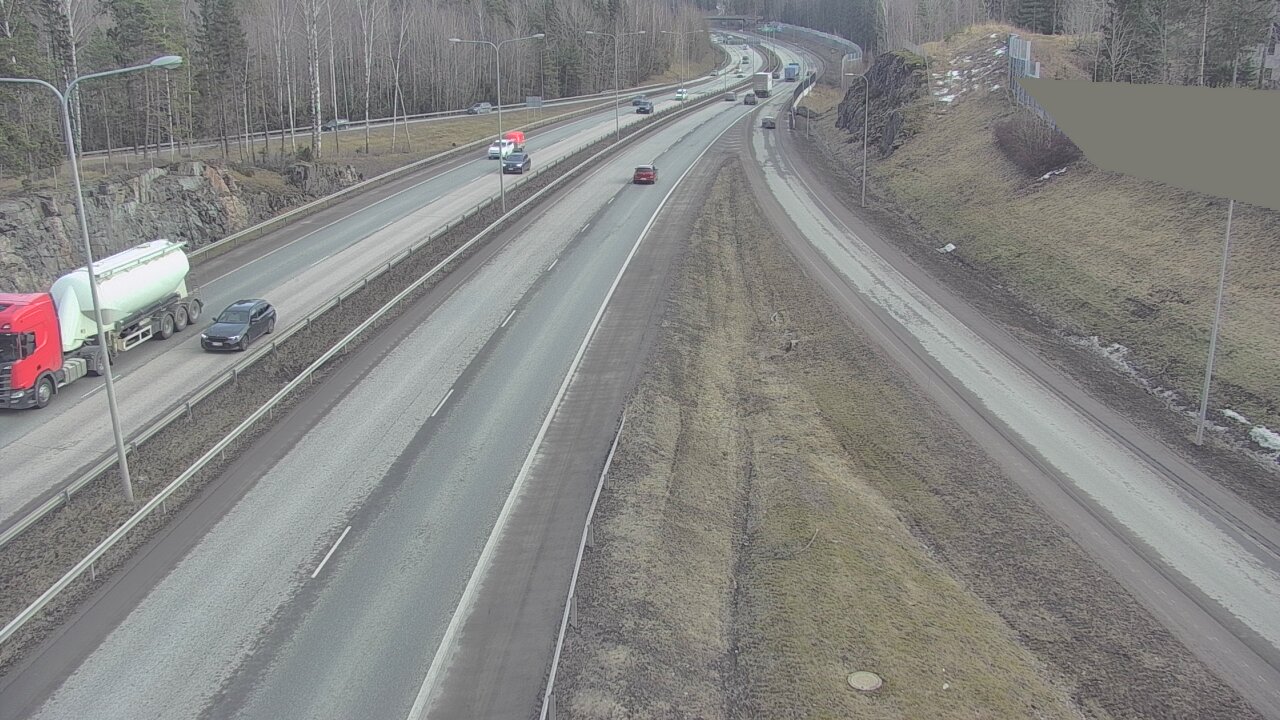 Weather Camera Image Road 1 Espoo, Tuomarila, Espoo, Uusimaa