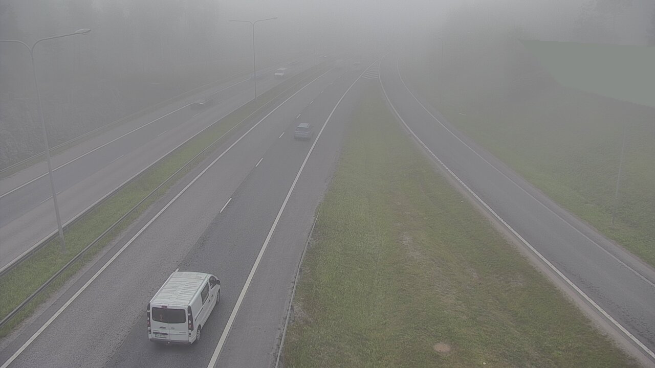 Weather Camera Image Road 1 Espoo, Tuomarila, Espoo, Uusimaa