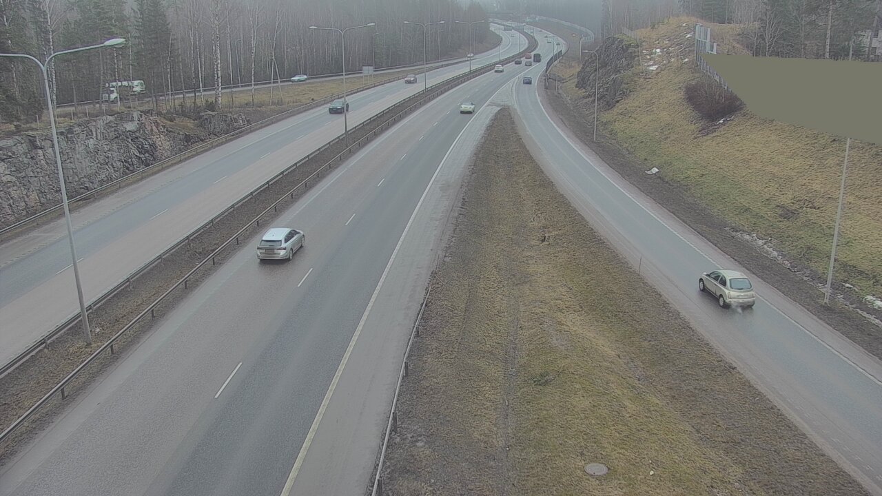 Weather Camera Image Road 1 Espoo, Tuomarila, Espoo, Uusimaa