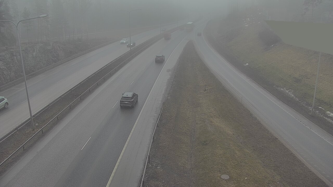 Weather Camera Image Road 1 Espoo, Tuomarila, Espoo, Uusimaa
