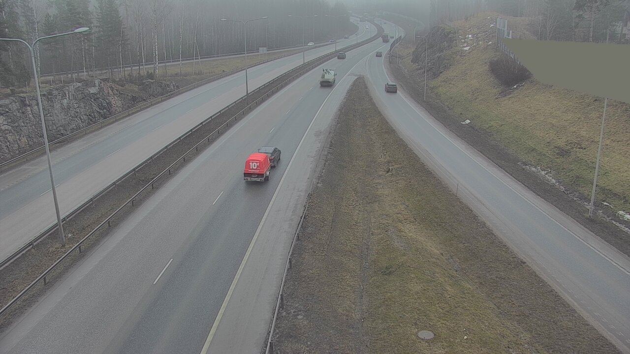 Weather Camera Image Road 1 Espoo, Tuomarila, Espoo, Uusimaa