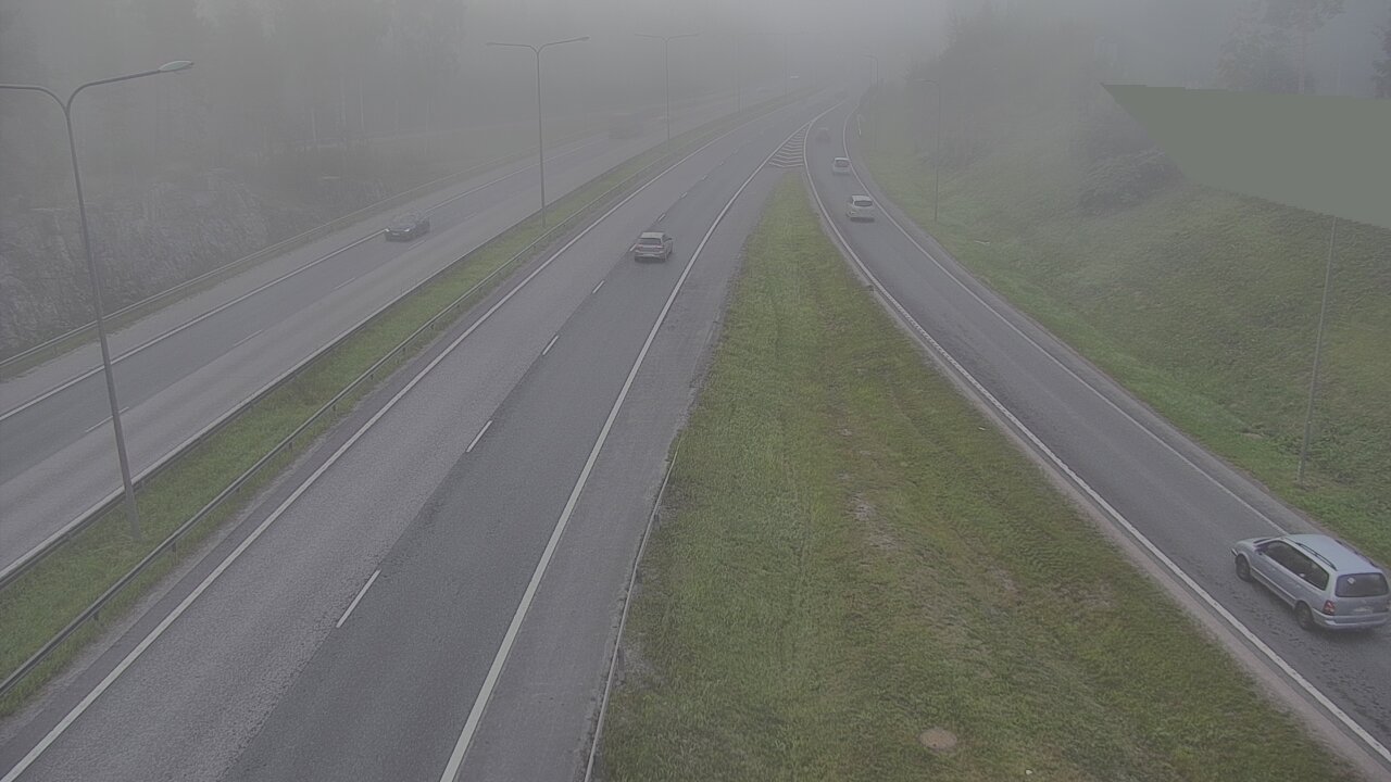 Weather Camera Image Road 1 Espoo, Tuomarila, Espoo, Uusimaa