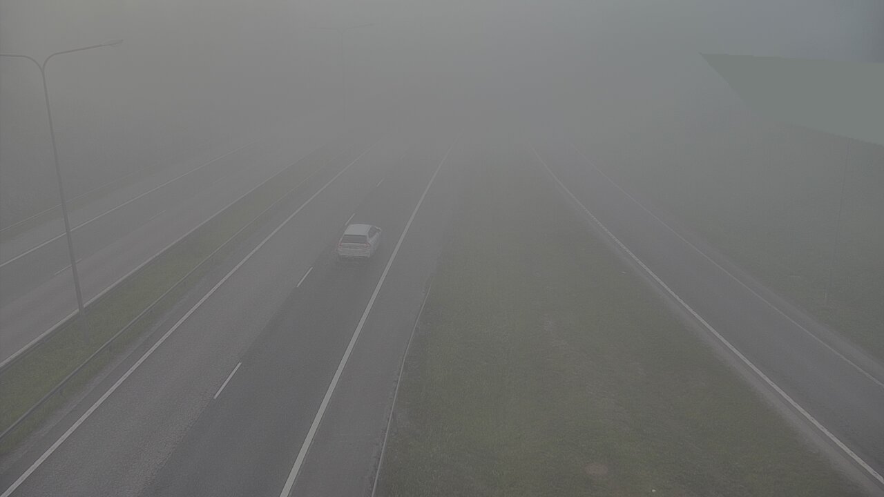 Weather Camera Image Road 1 Espoo, Tuomarila, Espoo, Uusimaa
