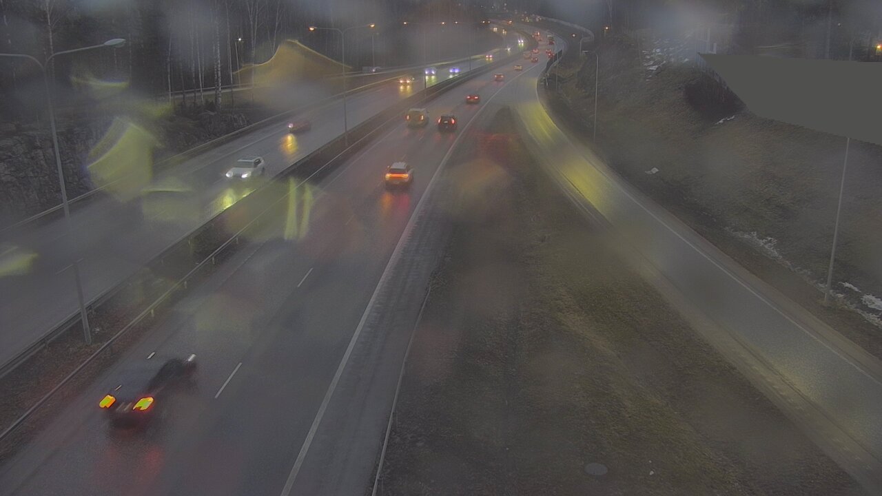 Weather Camera Image Road 1 Espoo, Tuomarila, Espoo, Uusimaa