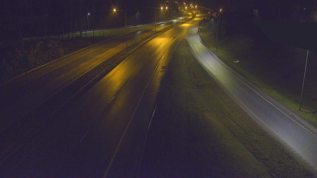 Weather Camera Image Väg 1 Esbo, Domsby, Espoo, Uusimaa
