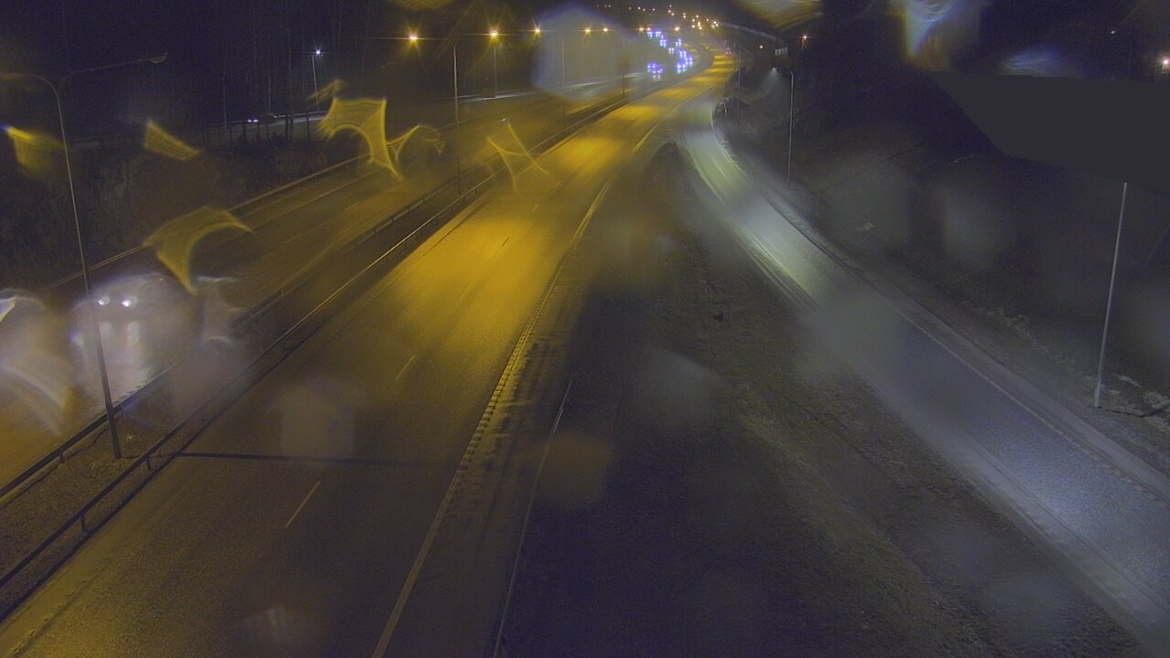 Weather Camera Image Road 1 Espoo, Tuomarila, Espoo, Uusimaa