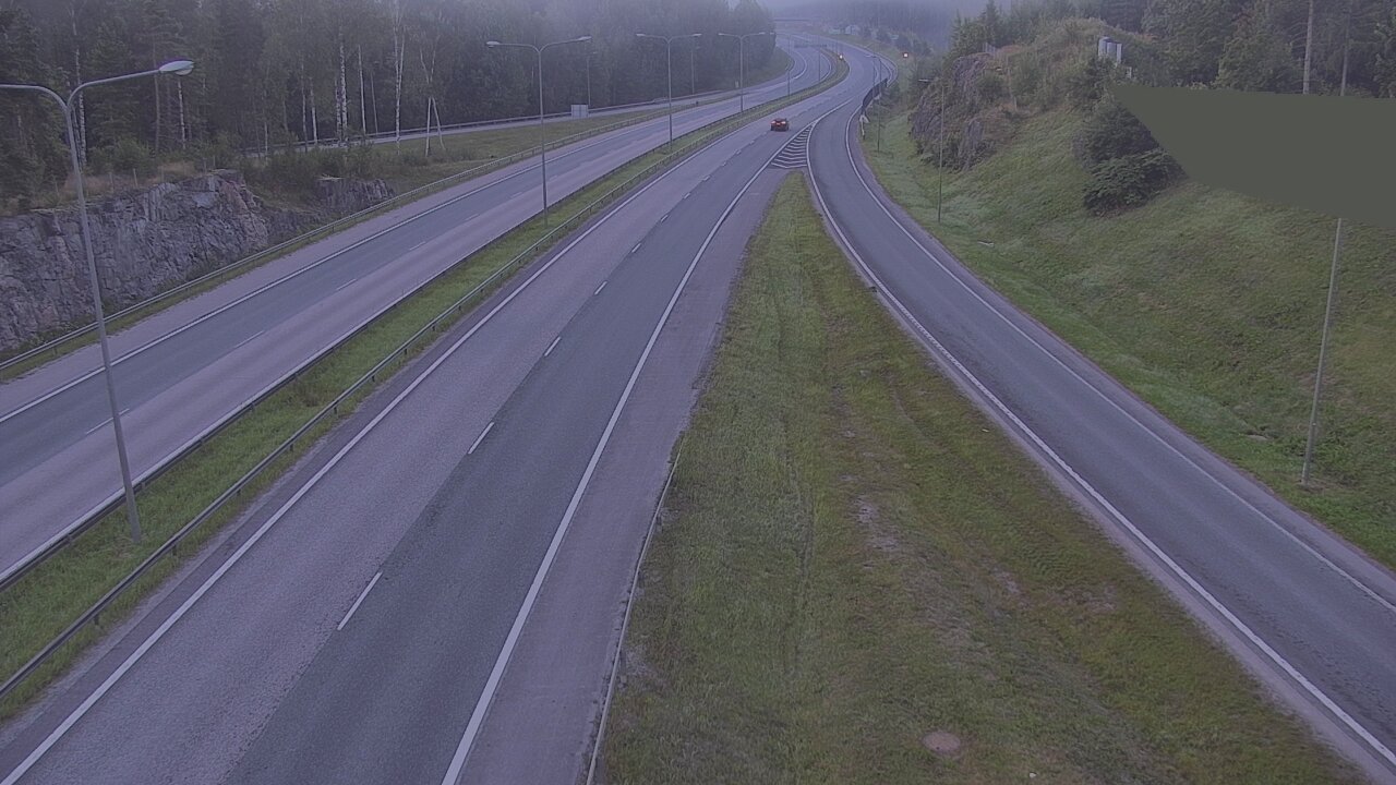 Weather Camera Image Road 1 Espoo, Tuomarila, Espoo, Uusimaa