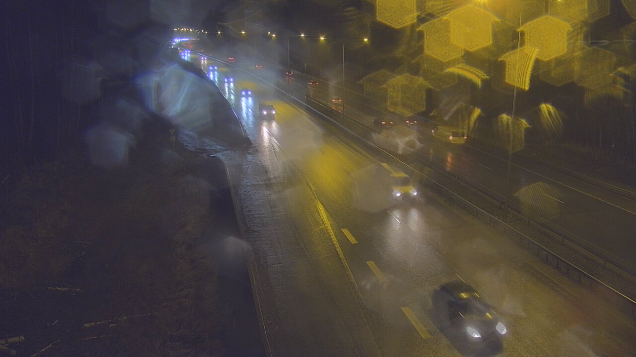 Weather Camera Image Road 1 Espoo, Kirkkojärvi, Espoo, Uusimaa