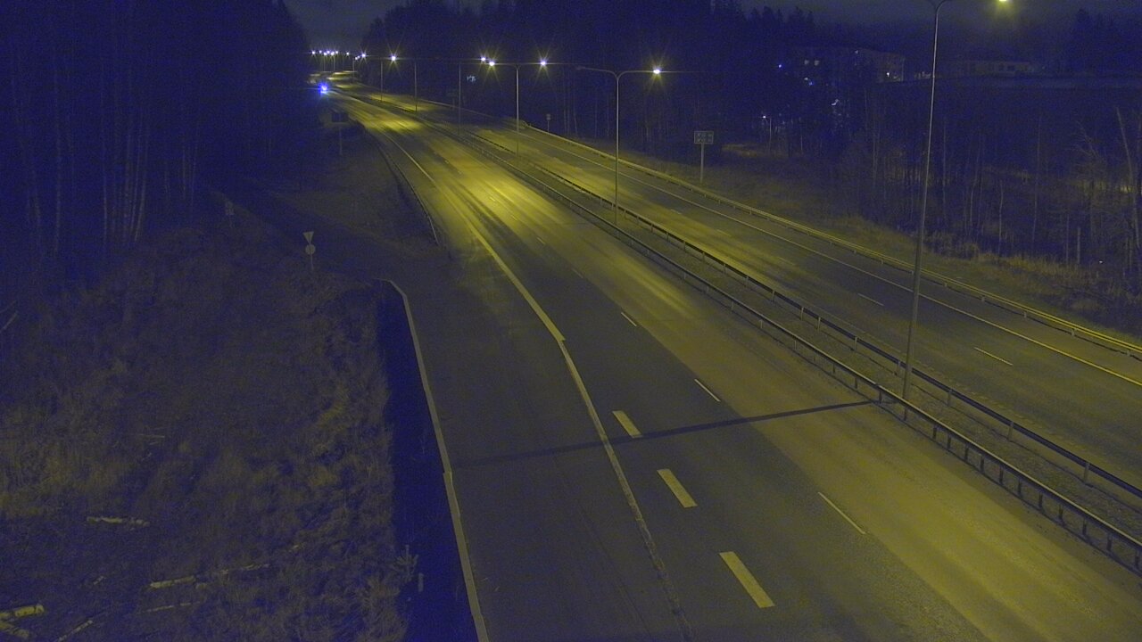 Weather Camera Image Road 1 Espoo, Kirkkojärvi, Espoo, Uusimaa