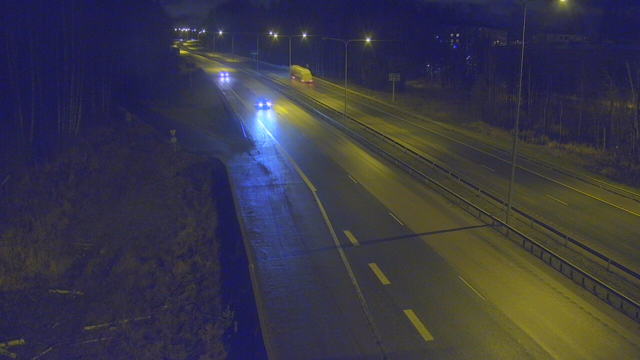Weather Camera Image Road 1 Espoo, Kirkkojärvi, Espoo, Uusimaa