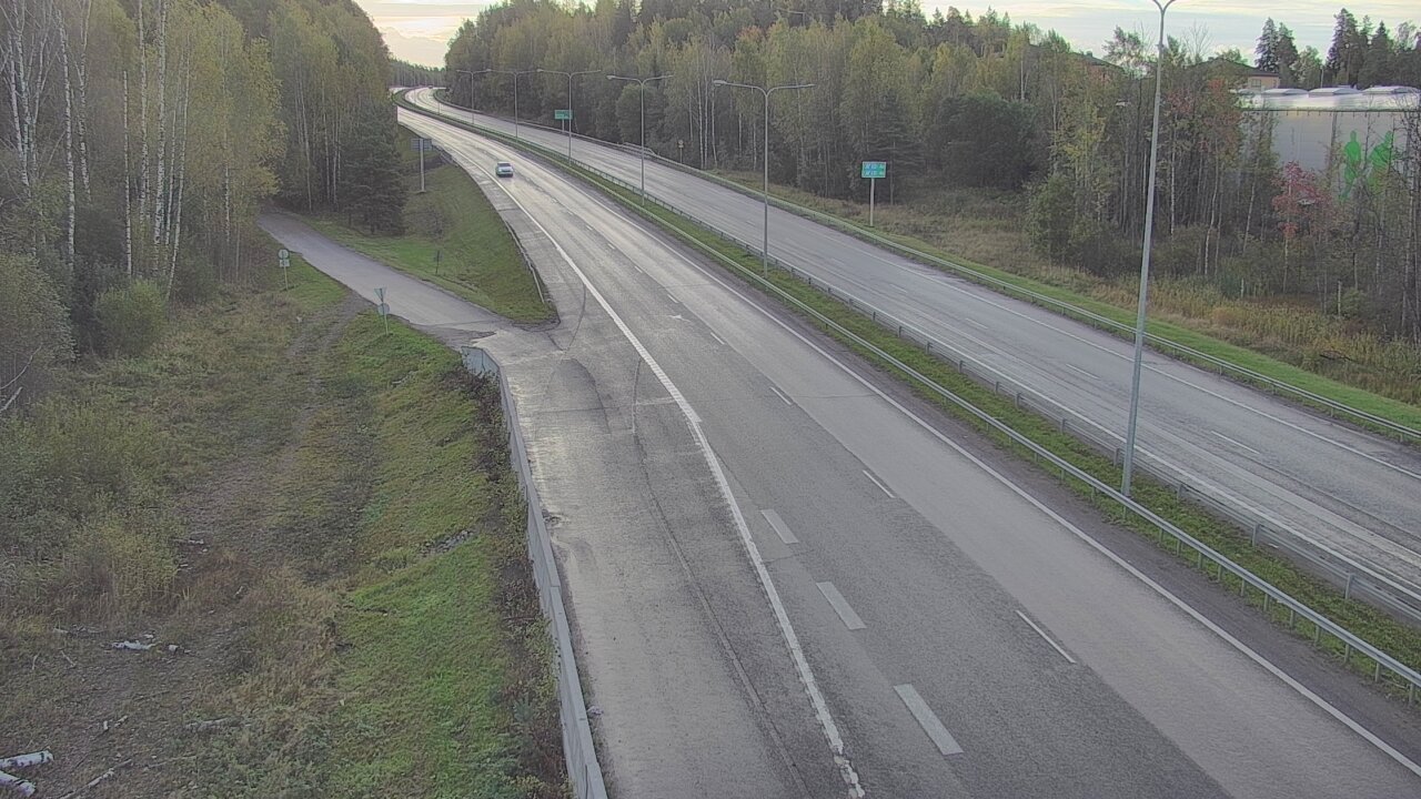 Weather Camera Image Road 1 Espoo, Kirkkojärvi, Espoo, Uusimaa
