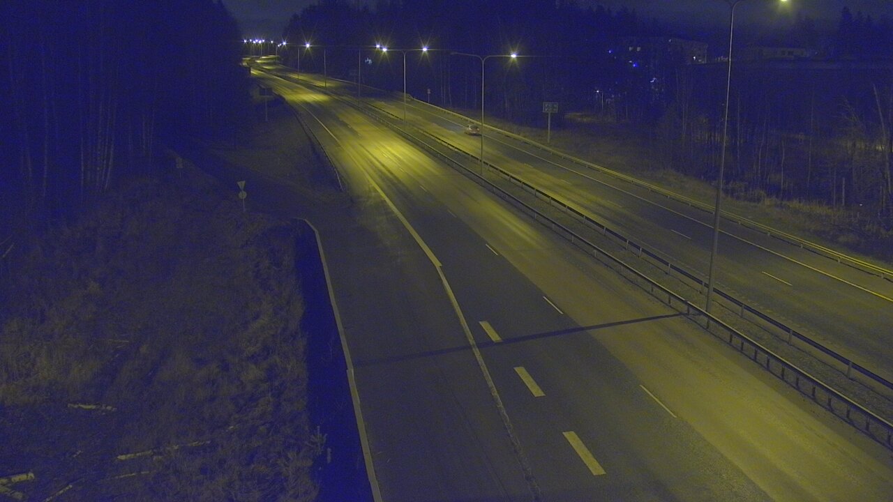 Weather Camera Image Road 1 Espoo, Kirkkojärvi, Espoo, Uusimaa