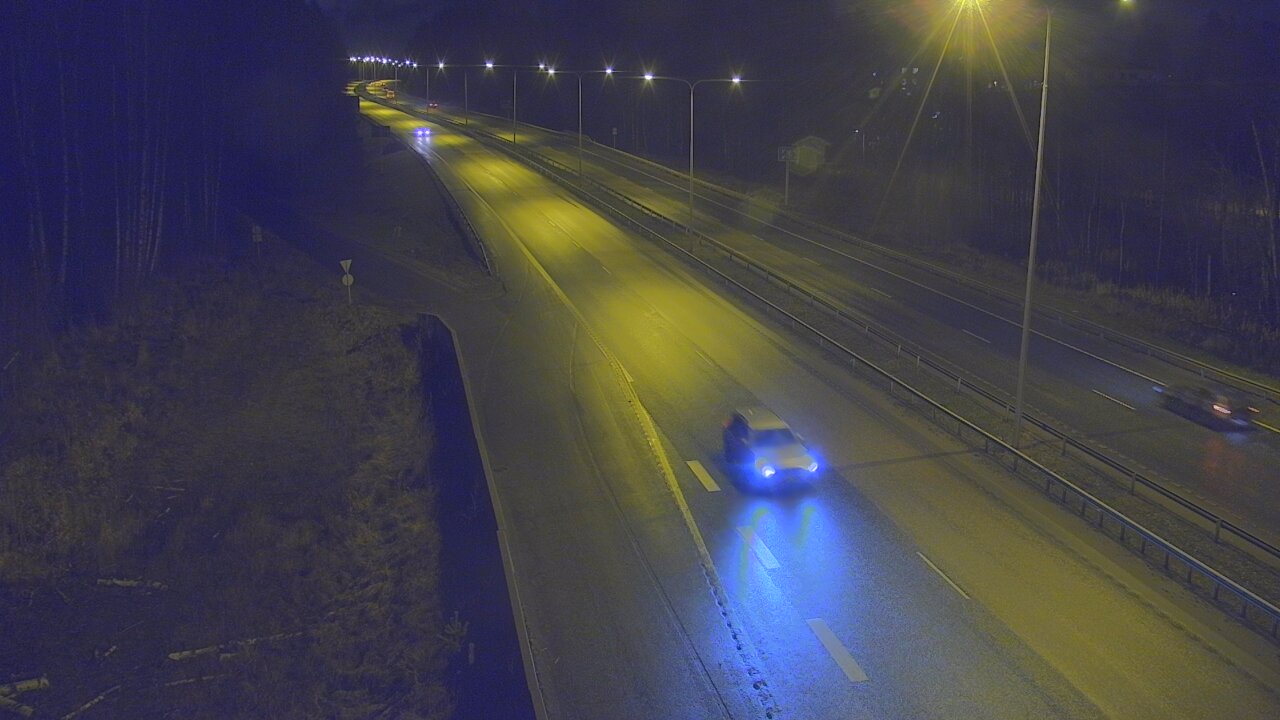 Weather Camera Image Road 1 Espoo, Kirkkojärvi, Espoo, Uusimaa