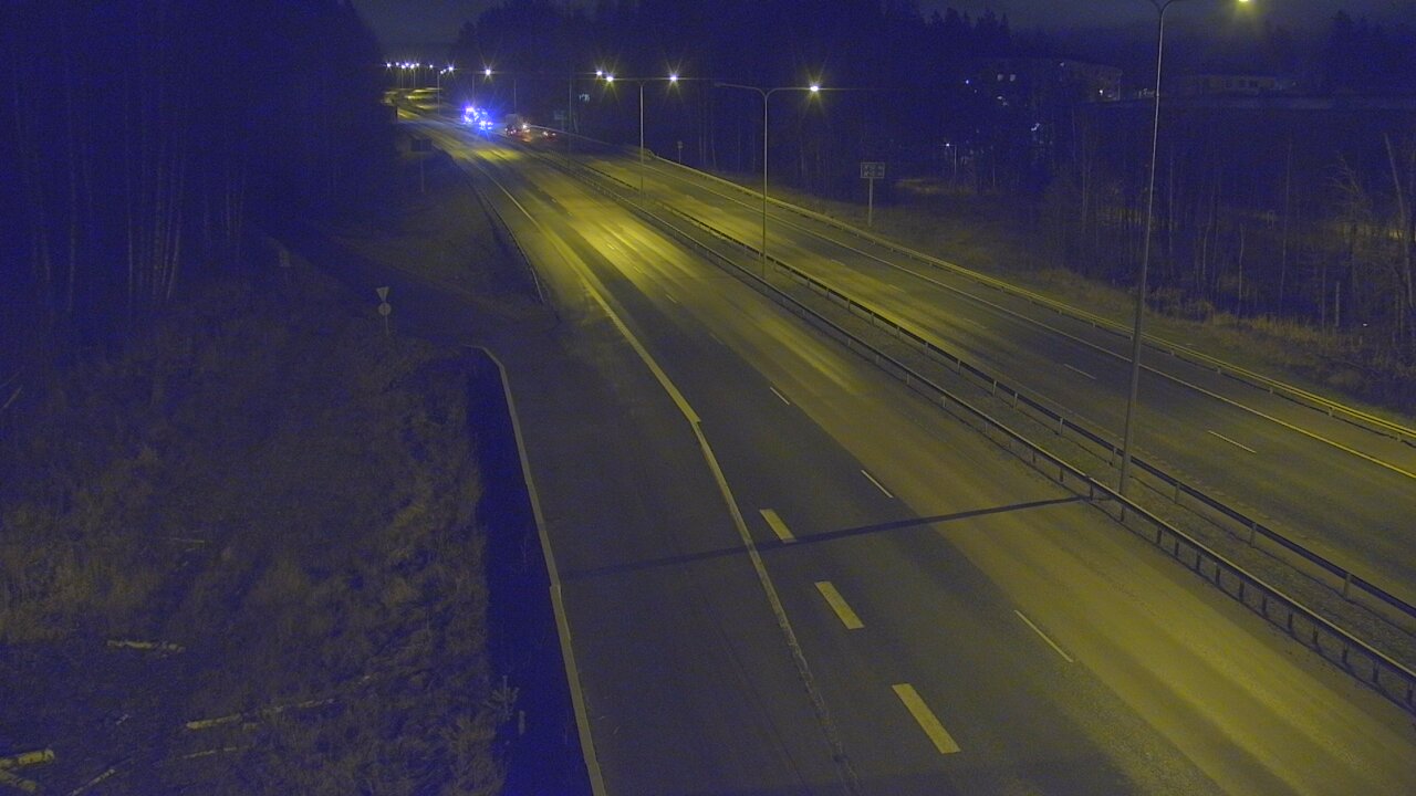 Weather Camera Image Road 1 Espoo, Kirkkojärvi, Espoo, Uusimaa