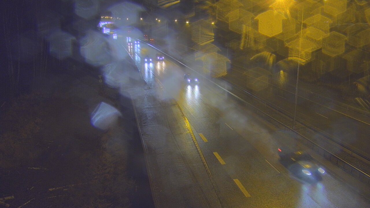 Weather Camera Image Road 1 Espoo, Kirkkojärvi, Espoo, Uusimaa