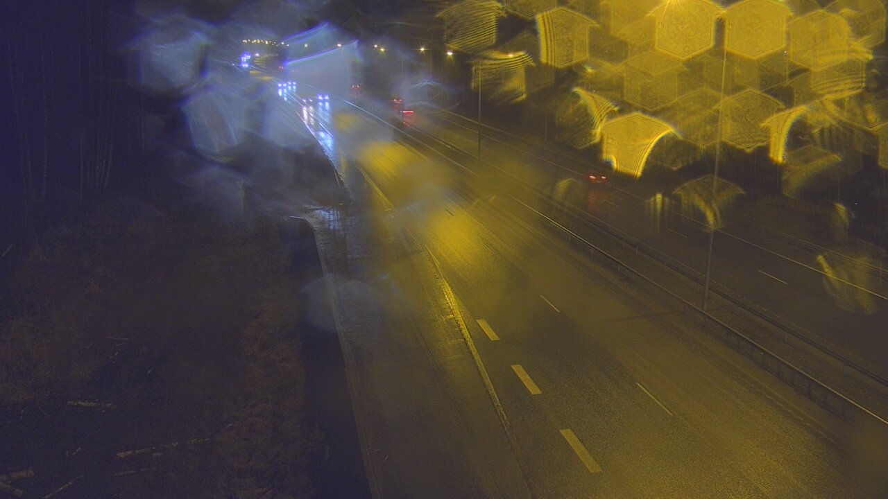 Weather Camera Image Road 1 Espoo, Kirkkojärvi, Espoo, Uusimaa