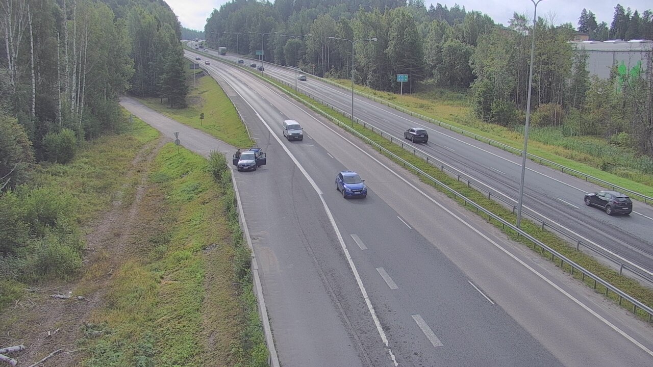 Weather Camera Image Road 1 Espoo, Kirkkojärvi, Espoo, Uusimaa