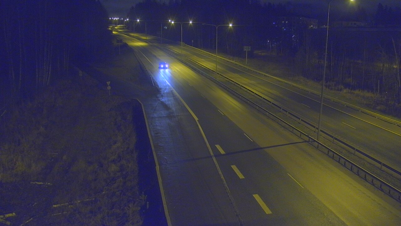 Weather Camera Image Road 1 Espoo, Kirkkojärvi, Espoo, Uusimaa