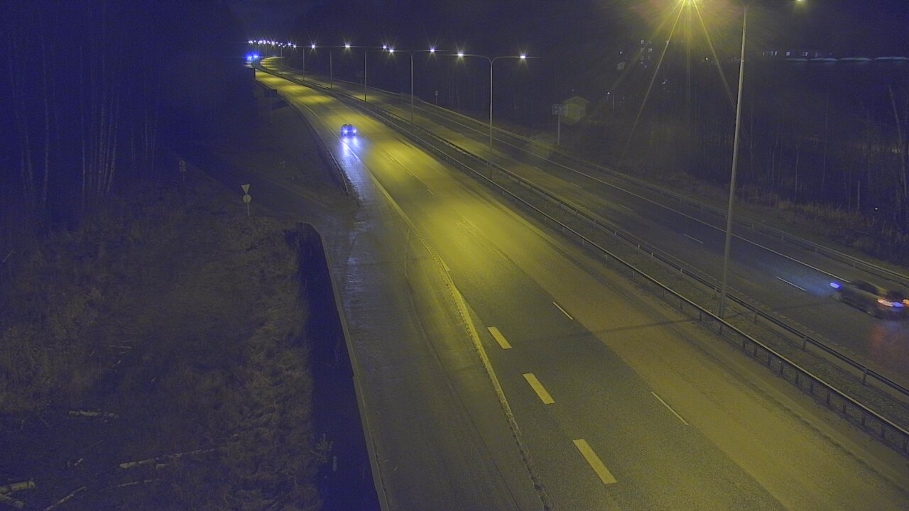Weather Camera Image Road 1 Espoo, Kirkkojärvi, Espoo, Uusimaa