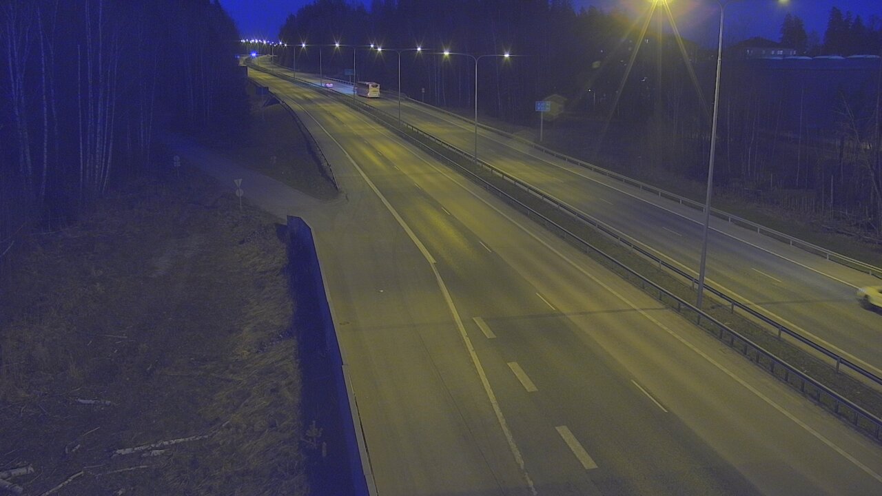 Weather Camera Image Road 1 Espoo, Kirkkojärvi, Espoo, Uusimaa