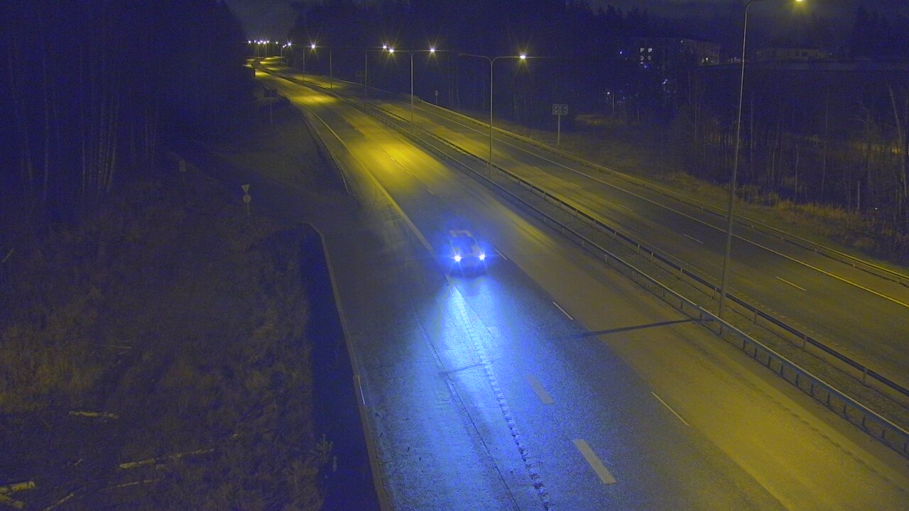 Weather Camera Image Road 1 Espoo, Kirkkojärvi, Espoo, Uusimaa