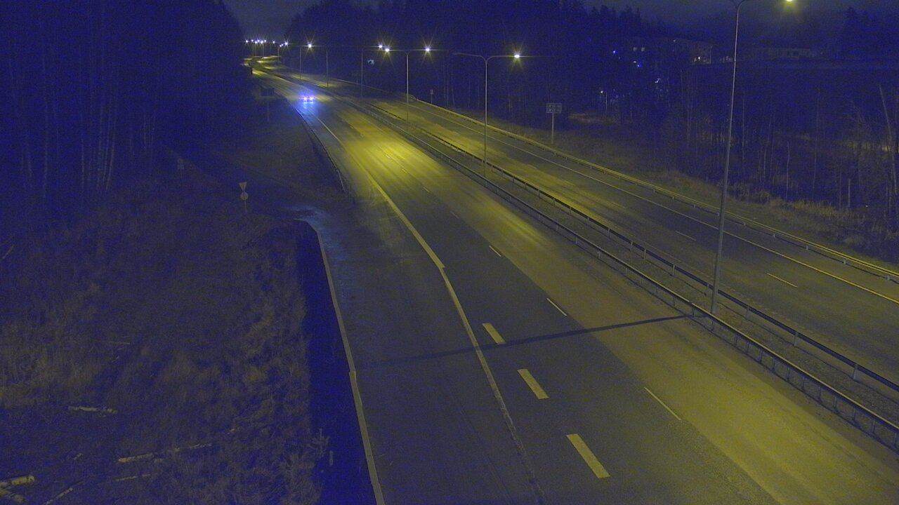 Weather Camera Image Road 1 Espoo, Kirkkojärvi, Espoo, Uusimaa