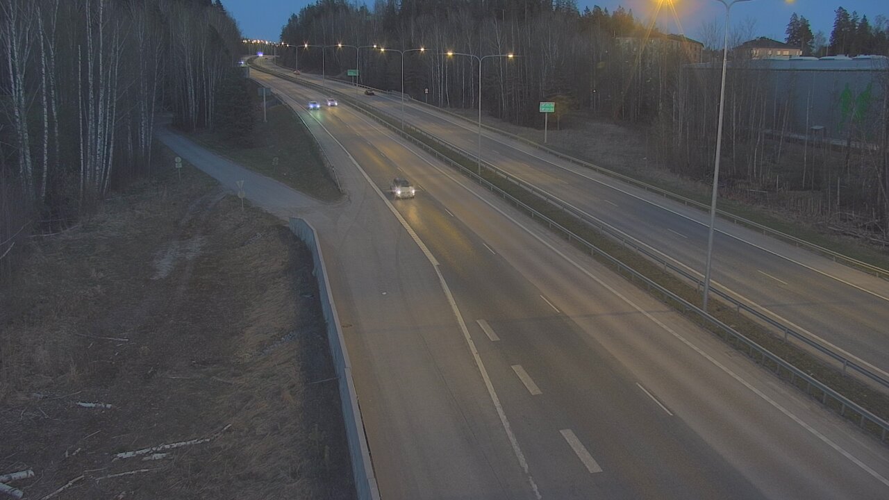 Weather Camera Image Road 1 Espoo, Kirkkojärvi, Espoo, Uusimaa
