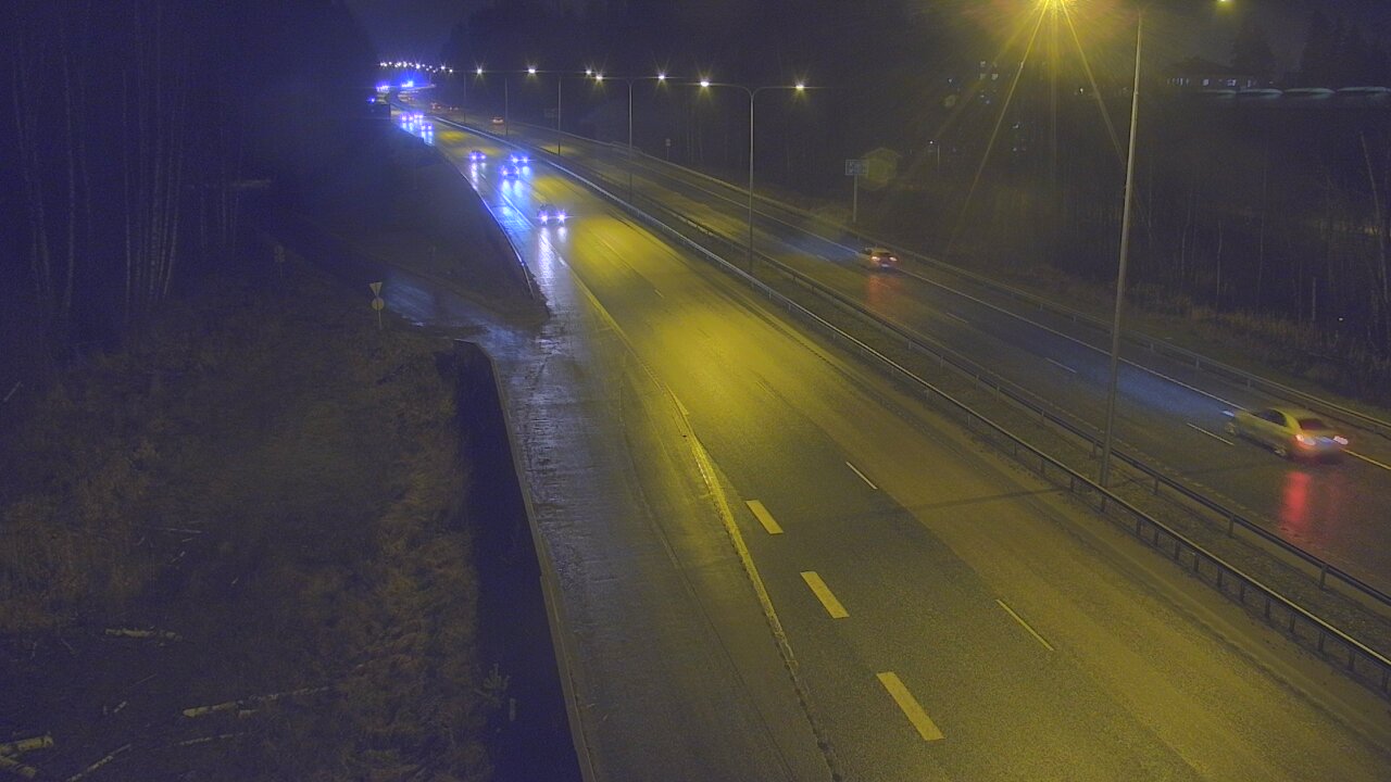 Weather Camera Image Road 1 Espoo, Kirkkojärvi, Espoo, Uusimaa