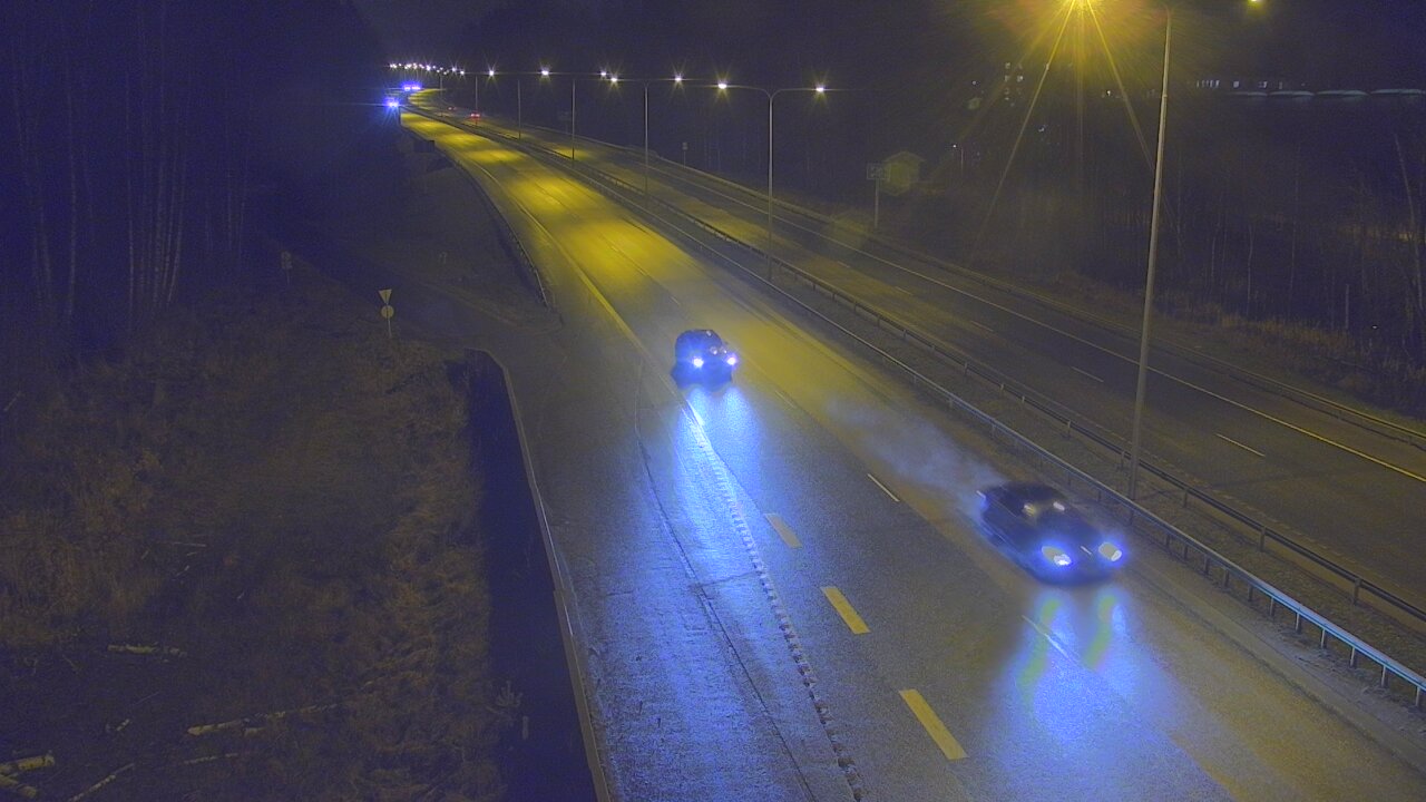 Weather Camera Image Road 1 Espoo, Kirkkojärvi, Espoo, Uusimaa