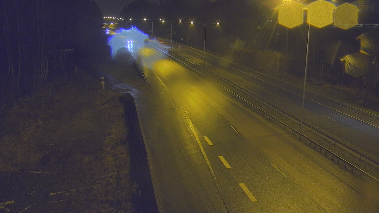 Weather Camera Image Road 1 Espoo, Kirkkojärvi, Espoo, Uusimaa