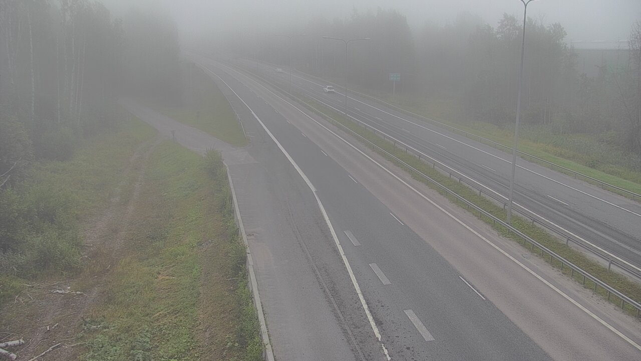 Weather Camera Image Road 1 Espoo, Kirkkojärvi, Espoo, Uusimaa