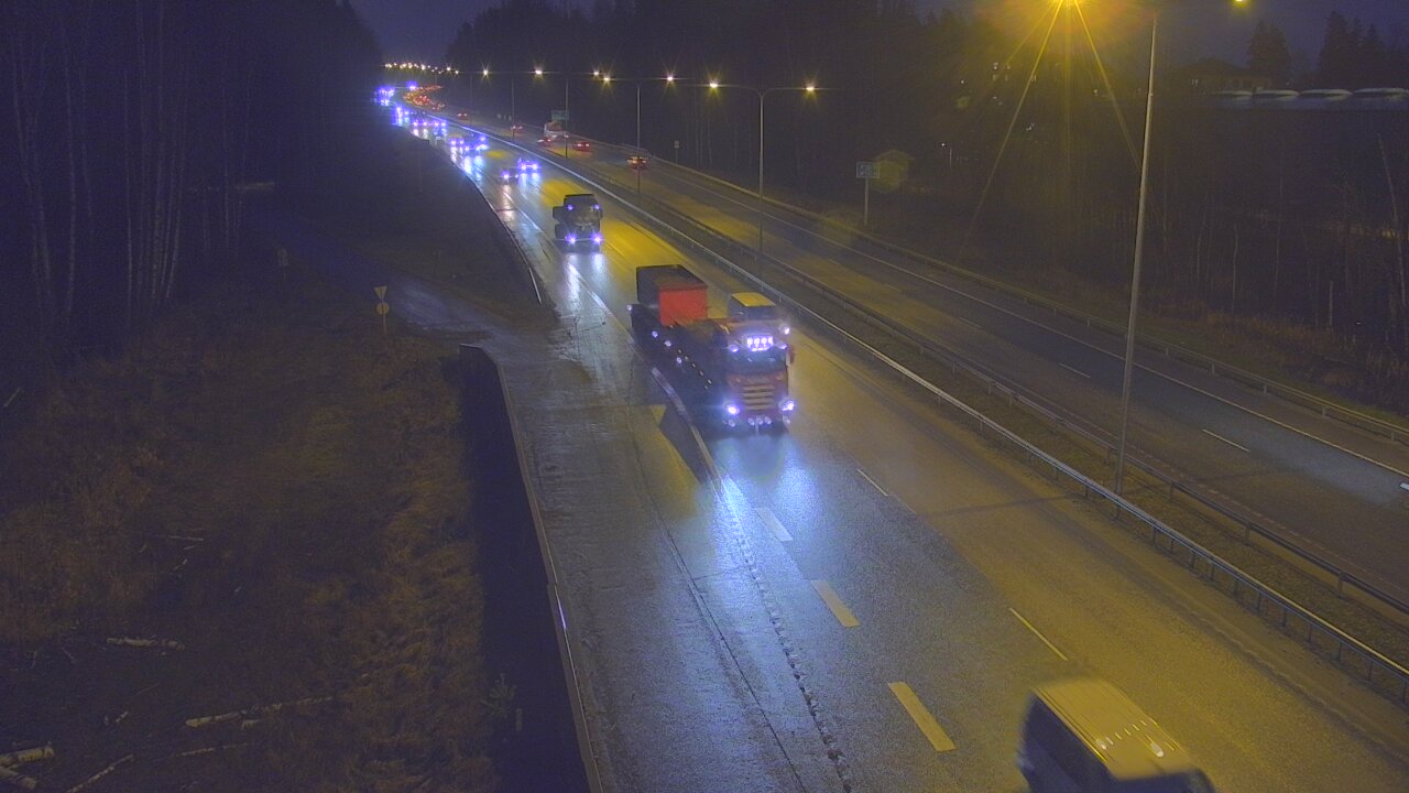 Weather Camera Image Väg 1 Esbo, Kyrkträsk, Espoo, Uusimaa