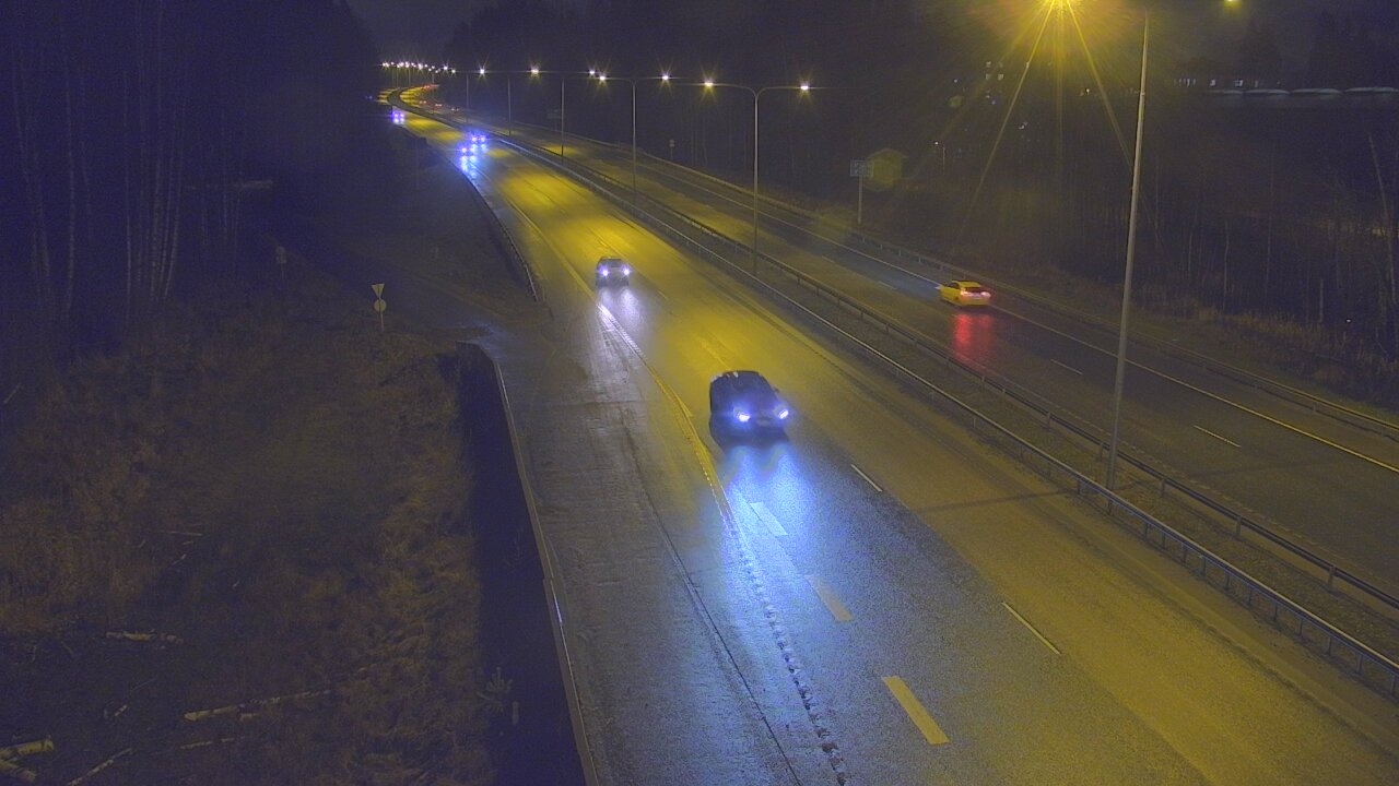 Weather Camera Image Road 1 Espoo, Kirkkojärvi, Espoo, Uusimaa