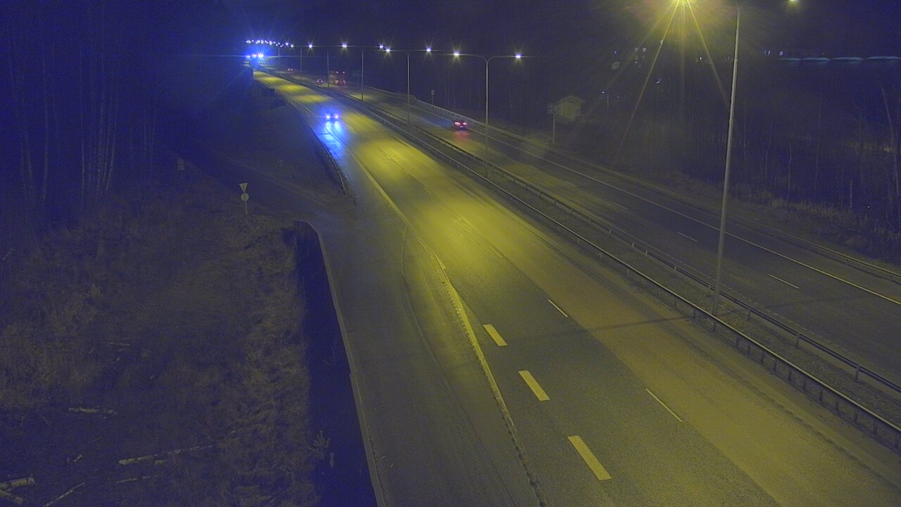 Weather Camera Image Road 1 Espoo, Kirkkojärvi, Espoo, Uusimaa