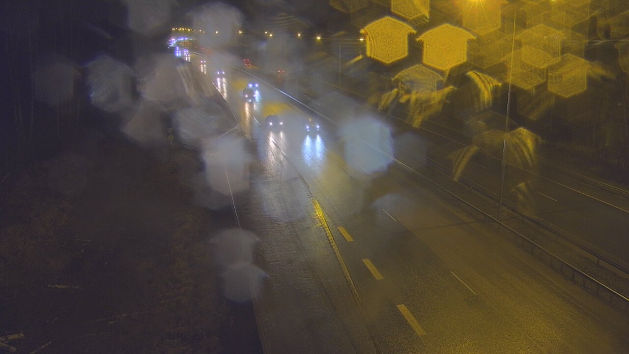 Weather Camera Image Road 1 Espoo, Kirkkojärvi, Espoo, Uusimaa