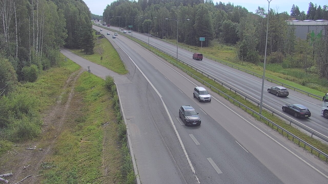 Weather Camera Image Road 1 Espoo, Kirkkojärvi, Espoo, Uusimaa