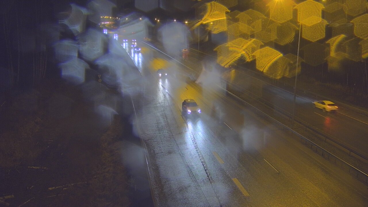 Weather Camera Image Road 1 Espoo, Kirkkojärvi, Espoo, Uusimaa